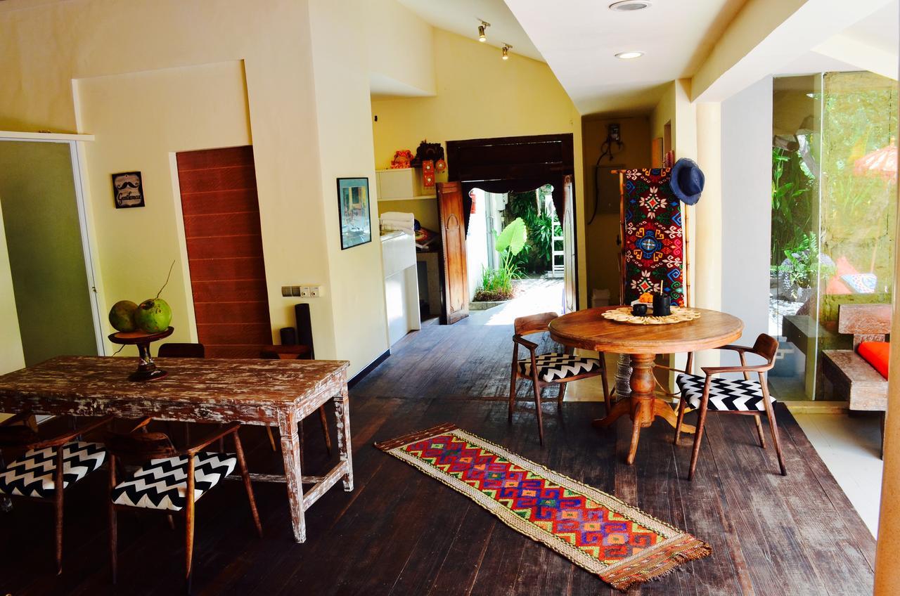 Karisa Pods Hostel Seminyak  Bagian luar foto